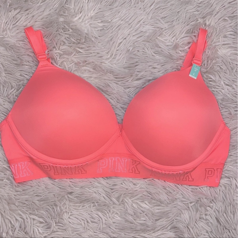Victoria’s Secret PINK bra